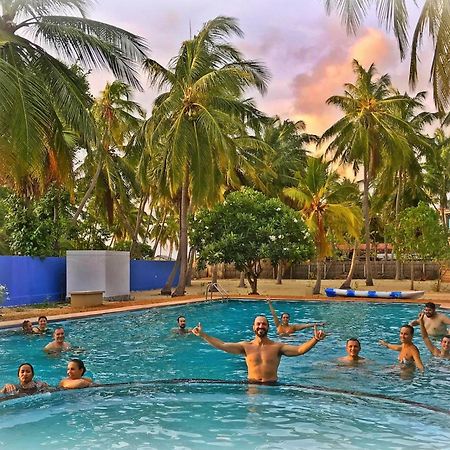 Cocodance Kitesurfing Resort Калпития Екстериор снимка