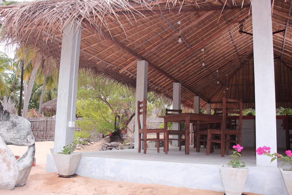 Cocodance Kitesurfing Resort Калпития Екстериор снимка