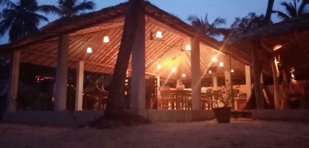 Cocodance Kitesurfing Resort Калпития Екстериор снимка